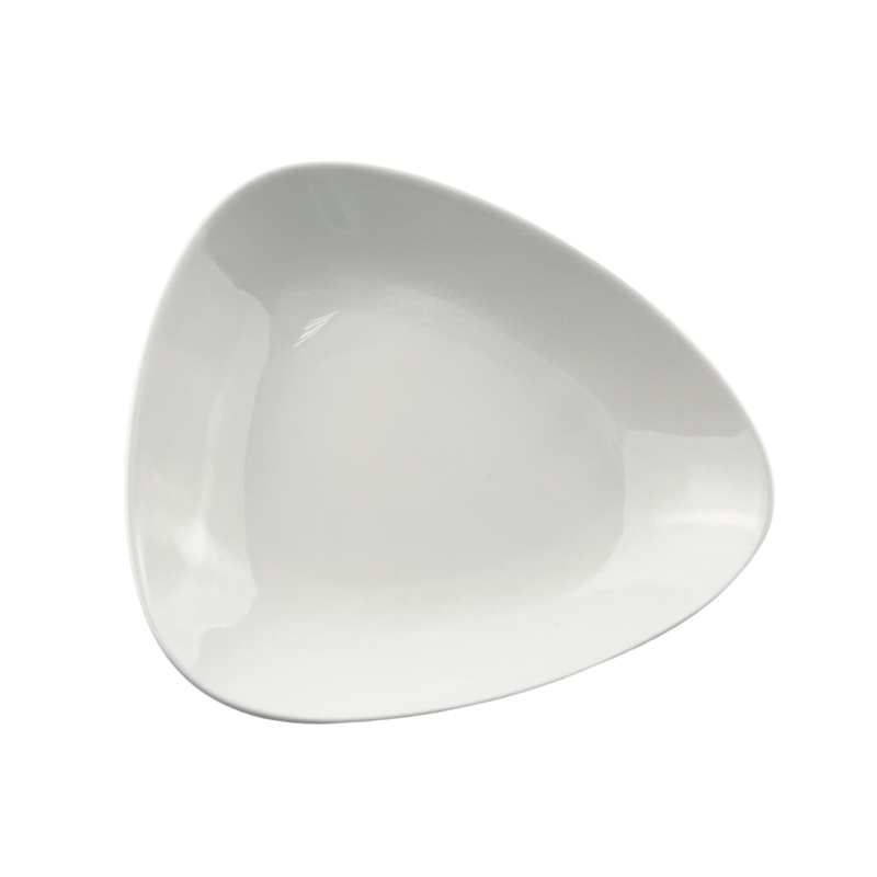 Блюдо треугольное 185*160 мм. с приподнятым краем Wilmax /1/6/48/