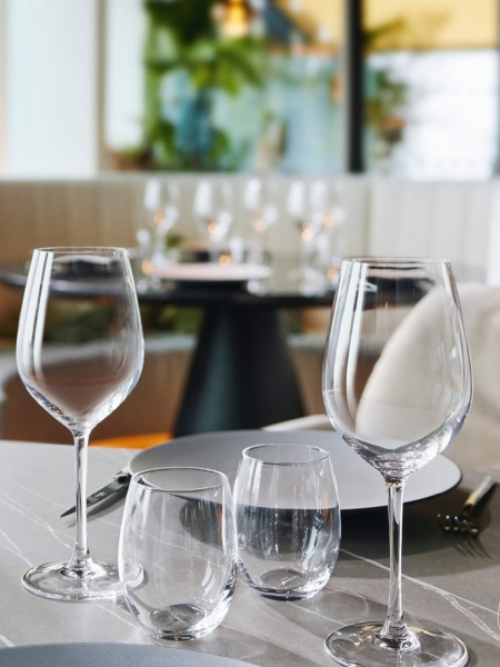 Bien choisir sa verrerie avec Chef&Sommelier   Séquence, une collection intemporelle - Un design à la fois généreux, fin et élancé- Une silhouette élé