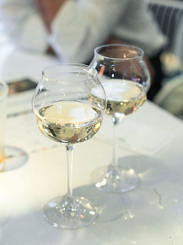 Бокал для вина 400 мл, D=93, H=200мм "Макарон"