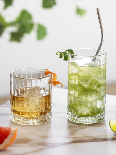 Наша новинка — стаканы 'Чикаго'!  ⠀Эти стильные стаканы идеально подойдут для ваших летних коктейлей. Теперь каждый глоток станет настоящим удовольств