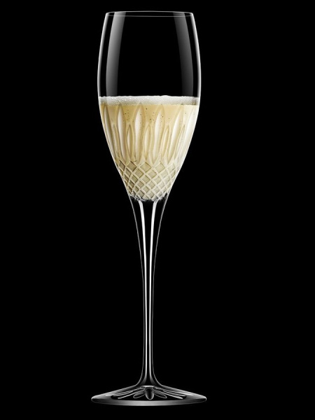 LuigiBormioli_Luigi_Bormioli_Diamante_4_Champagne_glass_22cl_HB_XL_801463