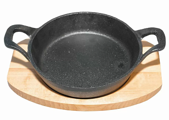 Сковорода чугунная круглая d 14 см на деревянной подставке