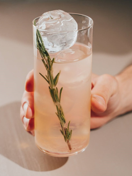 KYOTO glasses are ultra-thin, so you can see every single detail of your creation. Our collectio